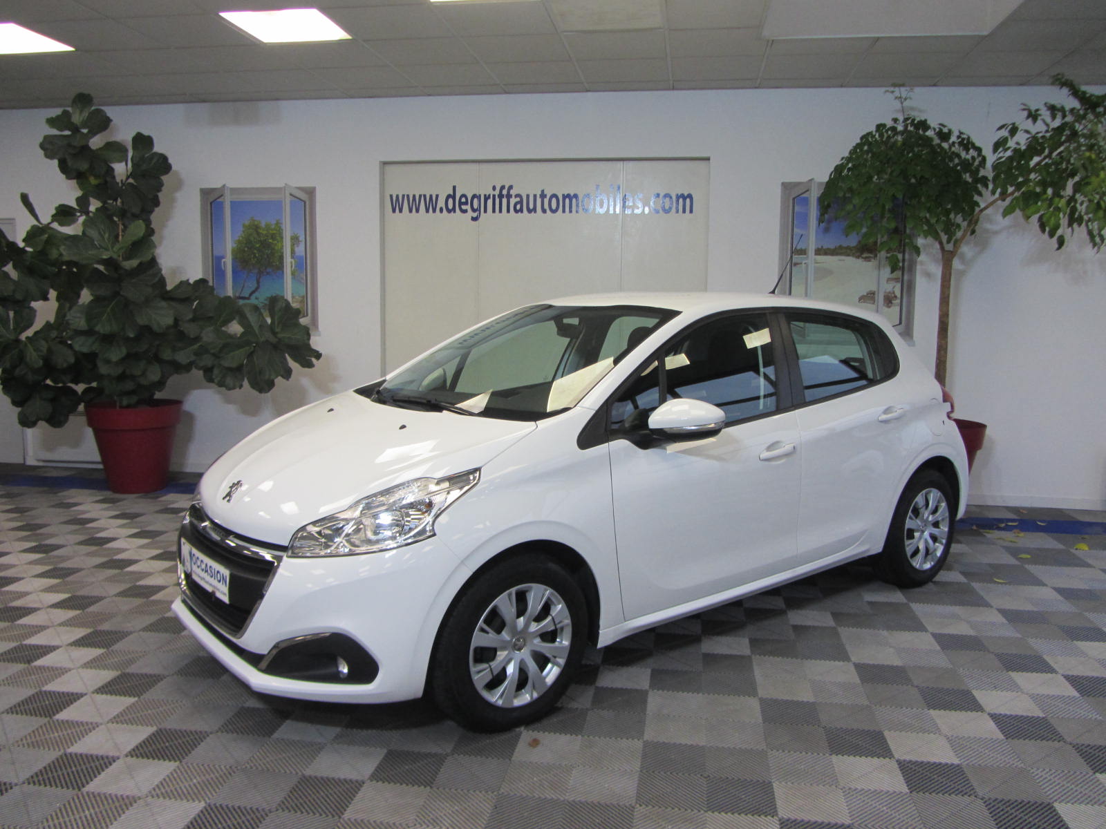 Peugeot 8 Ste 1 6 Bluehdi 100 S S Pack Premium Degriff Automobiles